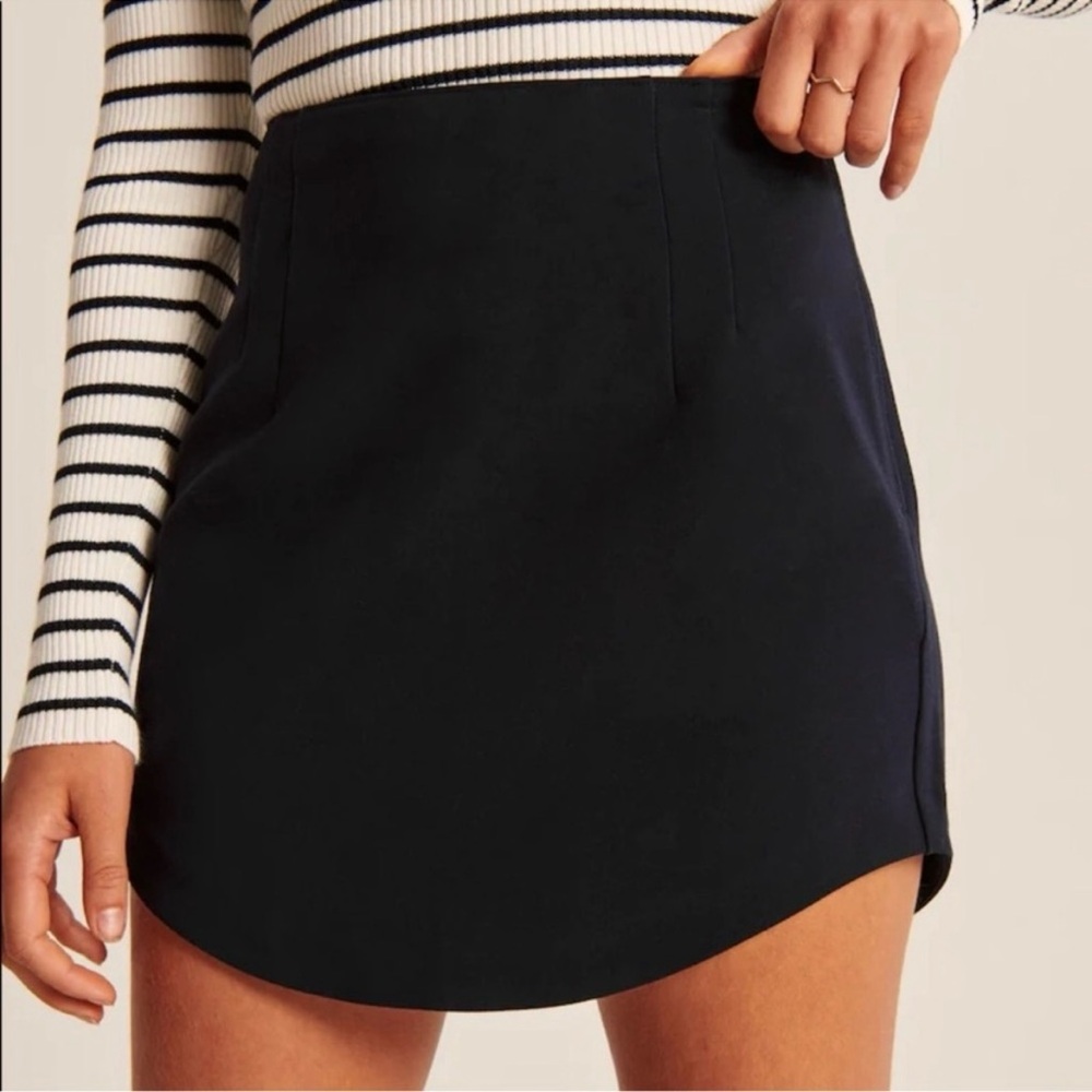 Abercrombie & Fitch Tailored Mini Skirt - Navy